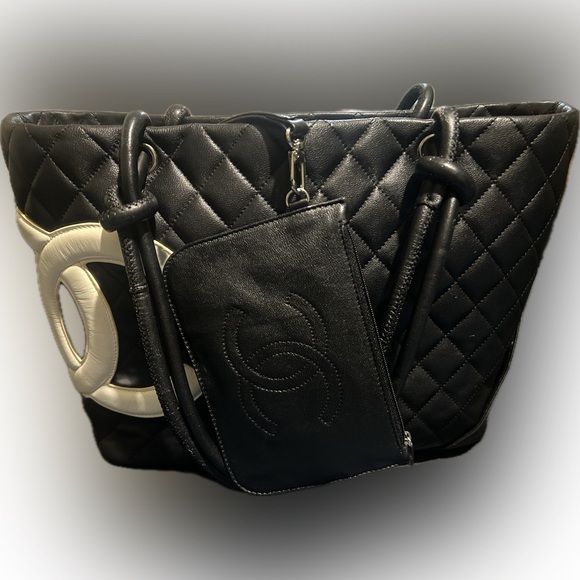 Chanel Cambon Tote Handbag Black Quilted Leather - Picture 6 of 16